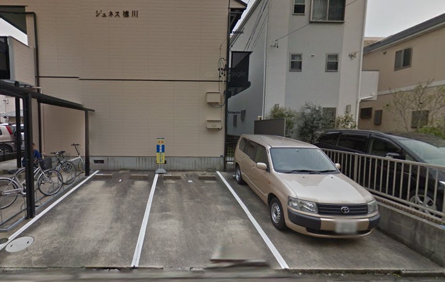 ジュノス徳川駐車場